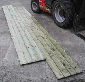 systeemvloer_9_vlondervloer_www_tentenverhuur_nl.jpg (29729 bytes)